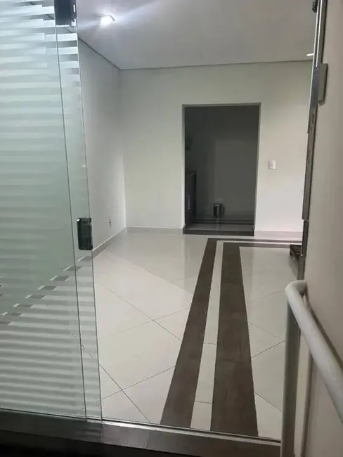 Foto 3 de Sala Comercial à venda e para alugar, 650m2 em Vila Municipal, Jundiai - SP