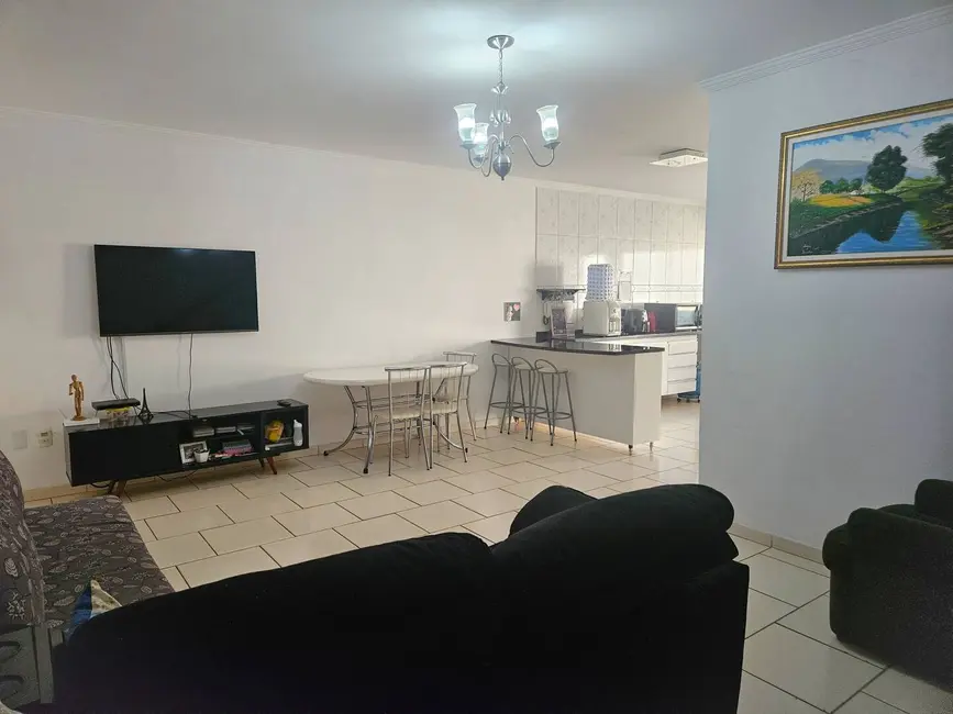 Sobrado com 4 quartos à venda, 152m2 em Parque Almerinda Pereira Chaves, Jundiai - SP - imagem 3 Foto 3 de Sobrado com 4 quartos à venda, 152m2 em Parque Almerinda Pereira Chaves, Jundiai - SP