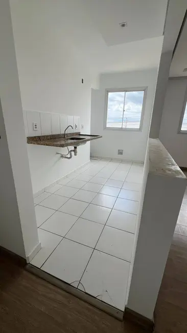 Foto 3 de Apartamento com 2 quartos à venda, 54m2 em Jundiai - SP