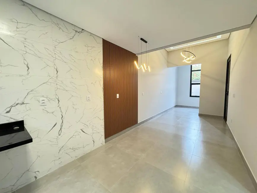 Casa com 2 quartos à venda, 93m2 em Jardim Vale Verde, Jundiai - SP - imagem 3 Foto 3 de Casa com 2 quartos à venda, 93m2 em Jardim Vale Verde, Jundiai - SP