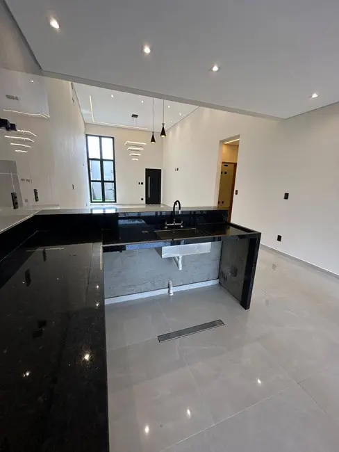 Casa com 3 quartos à venda, 166m2 em Itupeva - SP - imagem 4 Foto 4 de Casa com 3 quartos à venda, 166m2 em Itupeva - SP