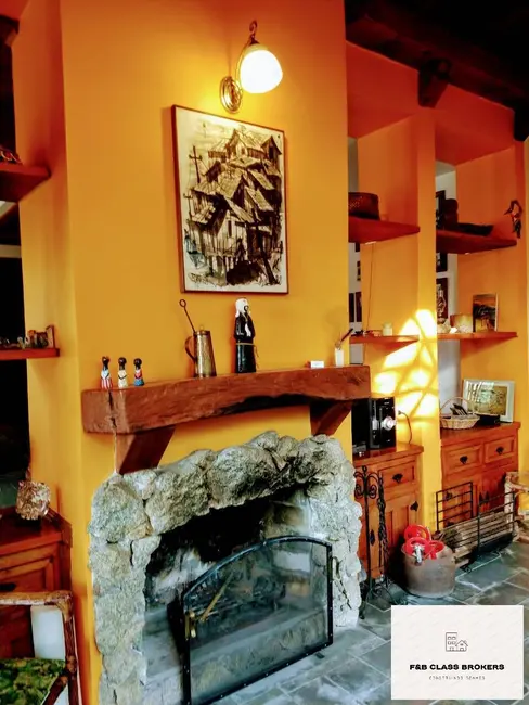 Casa com 4 quartos à venda, 540m2 em Gramado, Cotia - SP - imagem 8 Foto 8 de Casa com 4 quartos à venda, 540m2 em Gramado, Cotia - SP