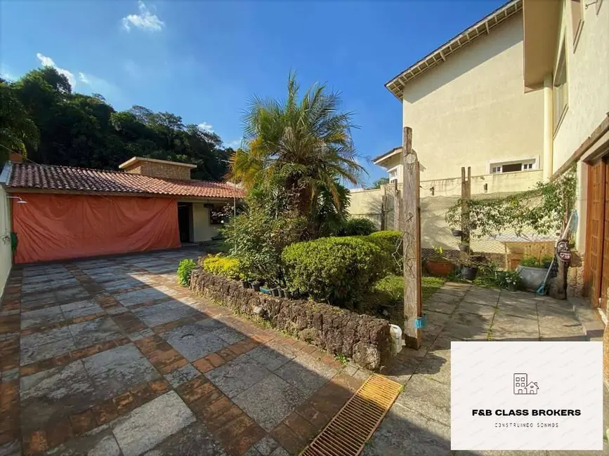 Casa com 4 quartos à venda, 493m2 em São Paulo II, Cotia - SP - imagem 6 Foto 6 de Casa com 4 quartos à venda, 493m2 em São Paulo II, Cotia - SP