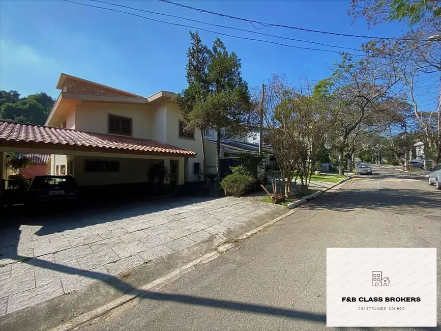 Casa com 4 quartos à venda, 493m2 em São Paulo II, Cotia - SP - imagem 9 Foto 9 de Casa com 4 quartos à venda, 493m2 em São Paulo II, Cotia - SP