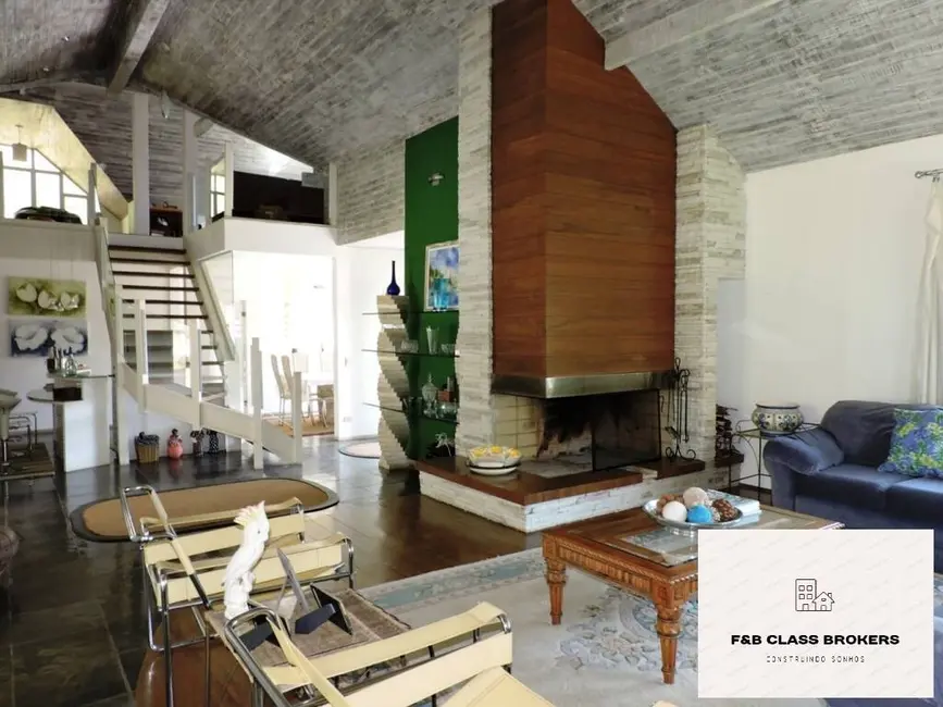 Casa com 3 quartos à venda, 1081m2 em Residencial Euroville, Carapicuiba - SP - imagem 4 Foto 4 de Casa com 3 quartos à venda, 1081m2 em Residencial Euroville, Carapicuiba - SP