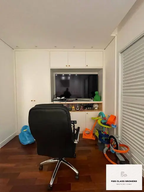 Casa com 4 quartos à venda em Tamboré, Santana De Parnaiba - SP - imagem 8 Foto 8 de Casa com 4 quartos à venda em Tamboré, Santana De Parnaiba - SP