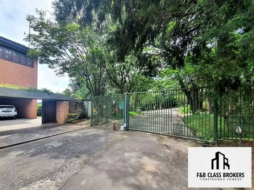Casa com 5 quartos à venda, 1500m2 em Nova Fazendinha, Carapicuiba - SP - imagem 4 Foto 4 de Casa com 5 quartos à venda, 1500m2 em Nova Fazendinha, Carapicuiba - SP