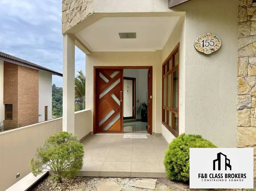 Casa com 4 quartos à venda, 1015m2 em Residencial Euroville, Carapicuiba - SP - imagem 3 Foto 3 de Casa com 4 quartos à venda, 1015m2 em Residencial Euroville, Carapicuiba - SP