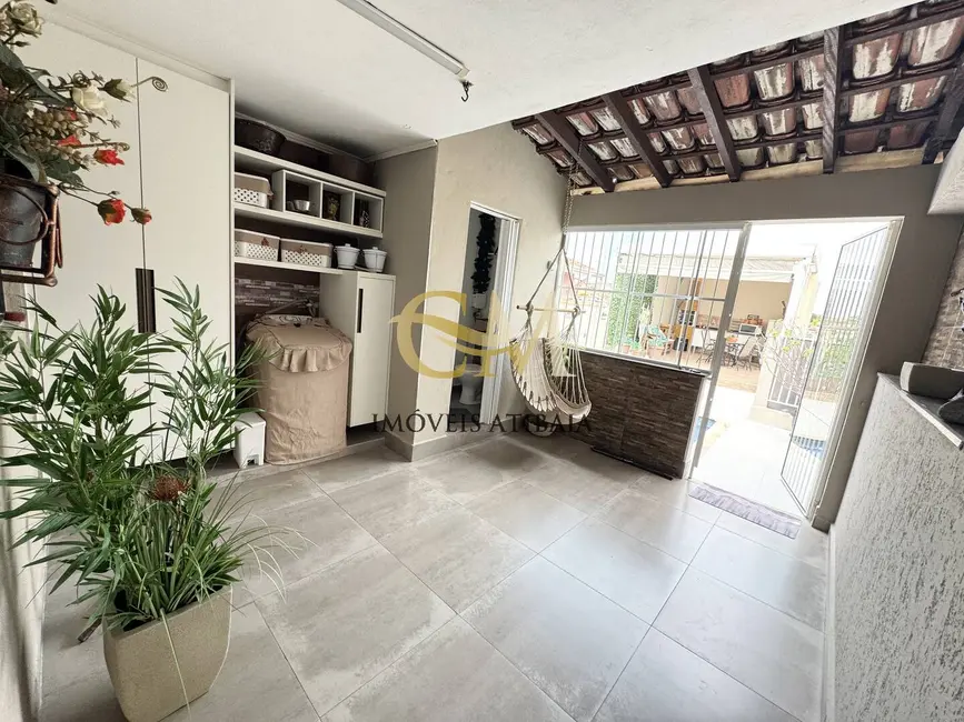 Foto 3 de Casa com 3 quartos à venda, 156m2 em Jardim Alvinópolis, Atibaia - SP