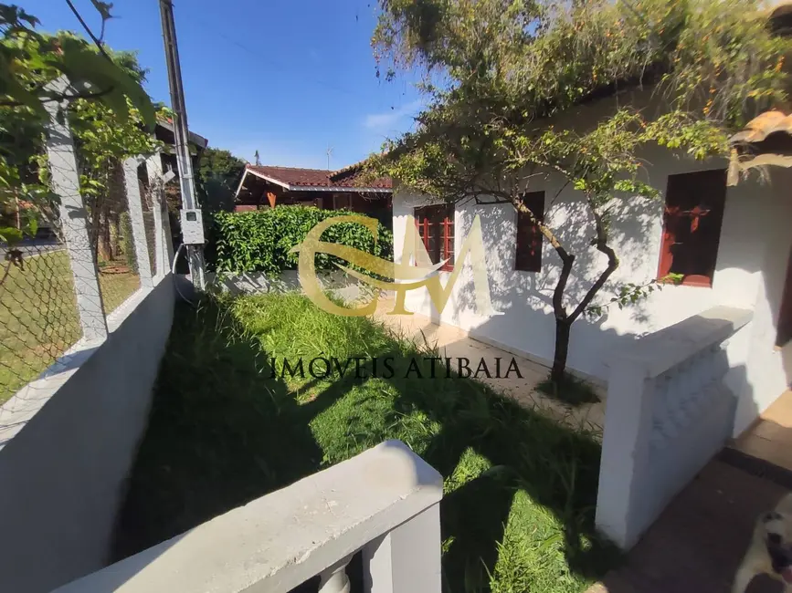 Foto 4 de Casa com 3 quartos para alugar, 650m2 em Jardim Centenário, Atibaia - SP