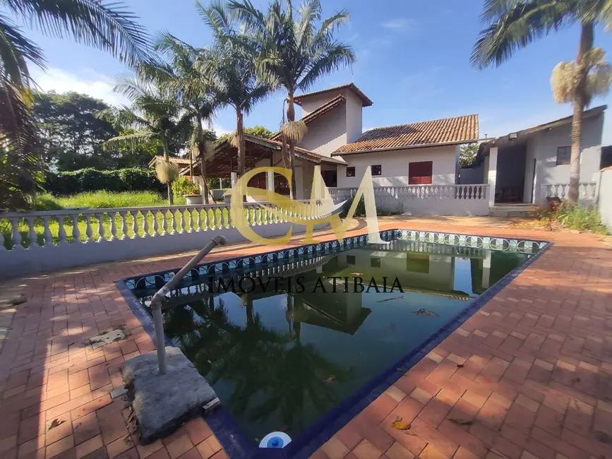Foto 1 de Casa com 3 quartos para alugar, 650m2 em Jardim Centenário, Atibaia - SP