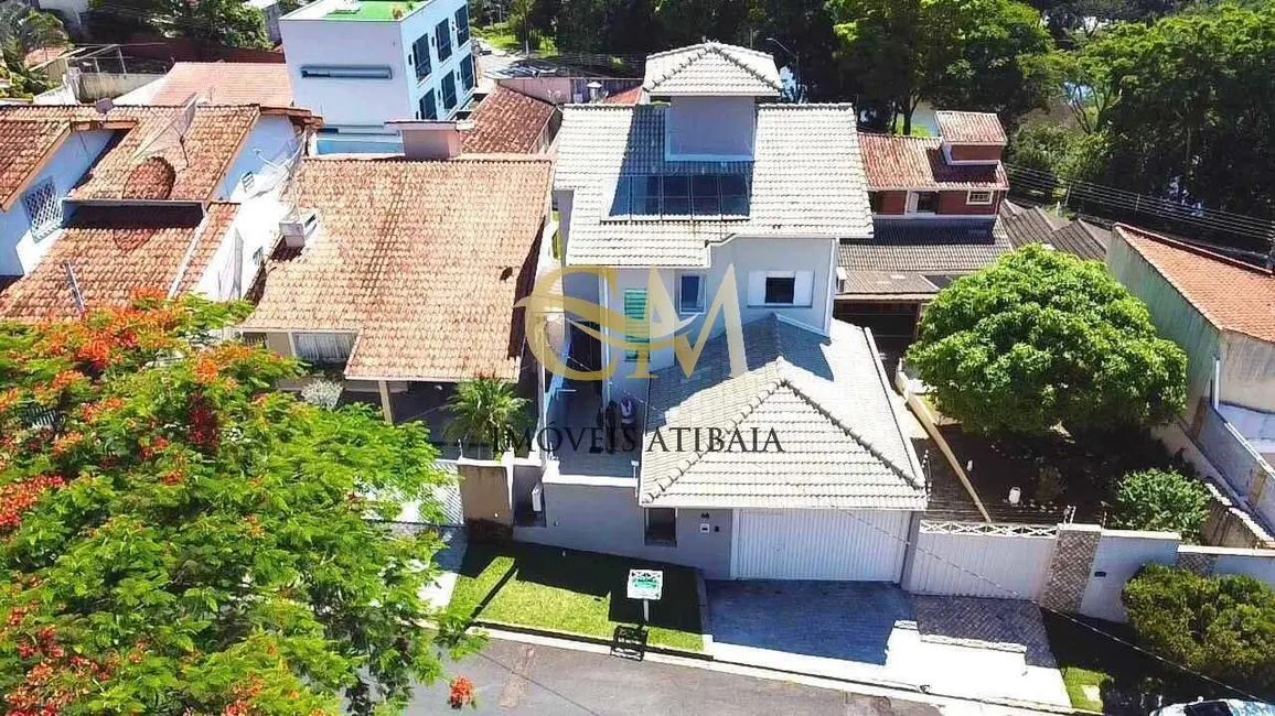 Foto 1 de Casa com 3 quartos à venda, 300m2 em Jardim do Lago, Atibaia - SP