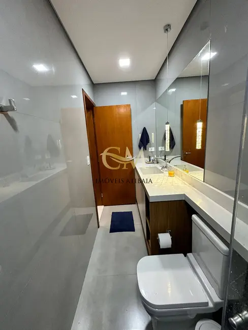 Casa com 3 quartos à venda, 360m2 em Bosque dos Eucalíptos, Atibaia - SP - imagem 9 Foto 9 de Casa com 3 quartos à venda, 360m2 em Bosque dos Eucalíptos, Atibaia - SP