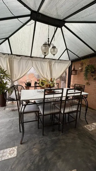 Foto 3 de Casa com 5 quartos à venda, 300m2 em Jardim dos Pinheiros, Atibaia - SP