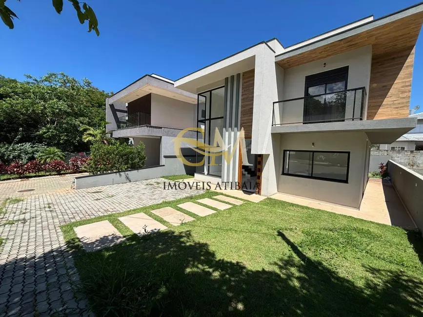 Foto 3 de Casa com 3 quartos à venda e para alugar, 300m2 em Rio Abaixo, Atibaia - SP