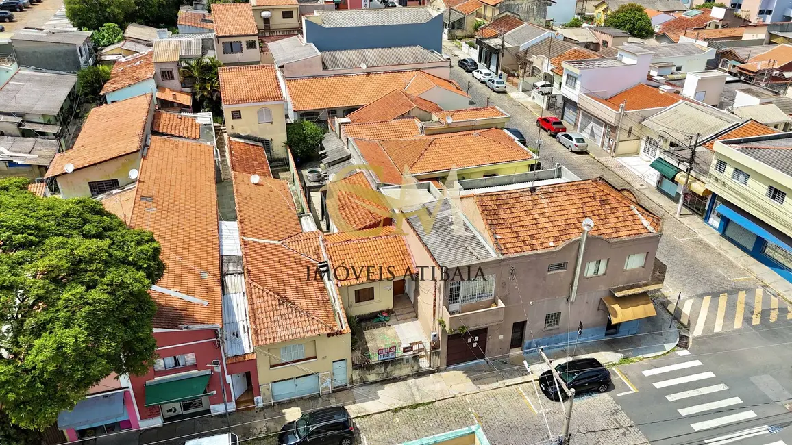 Foto 1 de Casa com 2 quartos à venda, 57m2 em Centro, Atibaia - SP