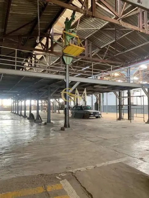 Foto 2 de Armazém / Galpão para alugar, 2100m2 em Centro, Atibaia - SP