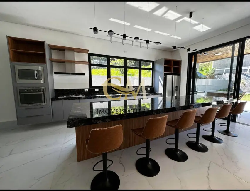 Foto 5 de Casa com 4 quartos à venda e para alugar, 730m2 em San Fernando Valley, Atibaia - SP