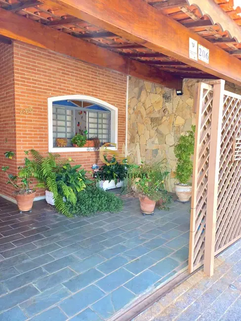 Foto 2 de Casa com 3 quartos à venda, 150m2 em Centro, Atibaia - SP