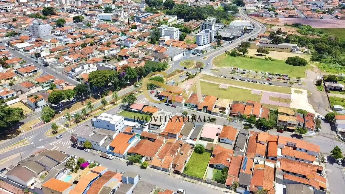 Foto 2 de Terreno / Lote à venda, 299m2 em Parque dos Coqueiros, Atibaia - SP