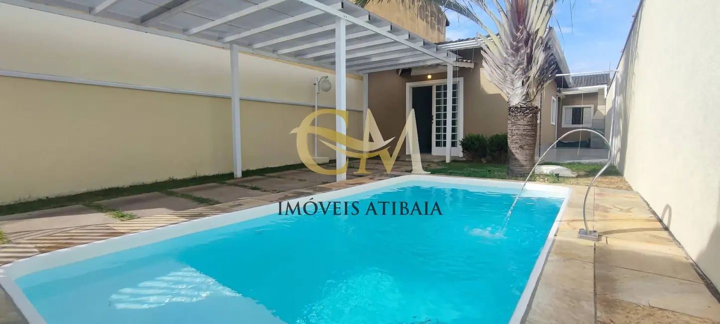 Foto 1 de Casa com 2 quartos à venda, 175m2 em Nova Cerejeira, Atibaia - SP