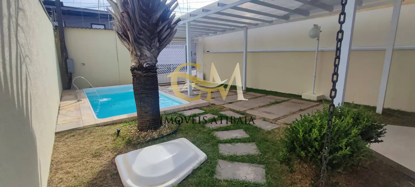 Foto 2 de Casa com 2 quartos à venda, 175m2 em Nova Cerejeira, Atibaia - SP