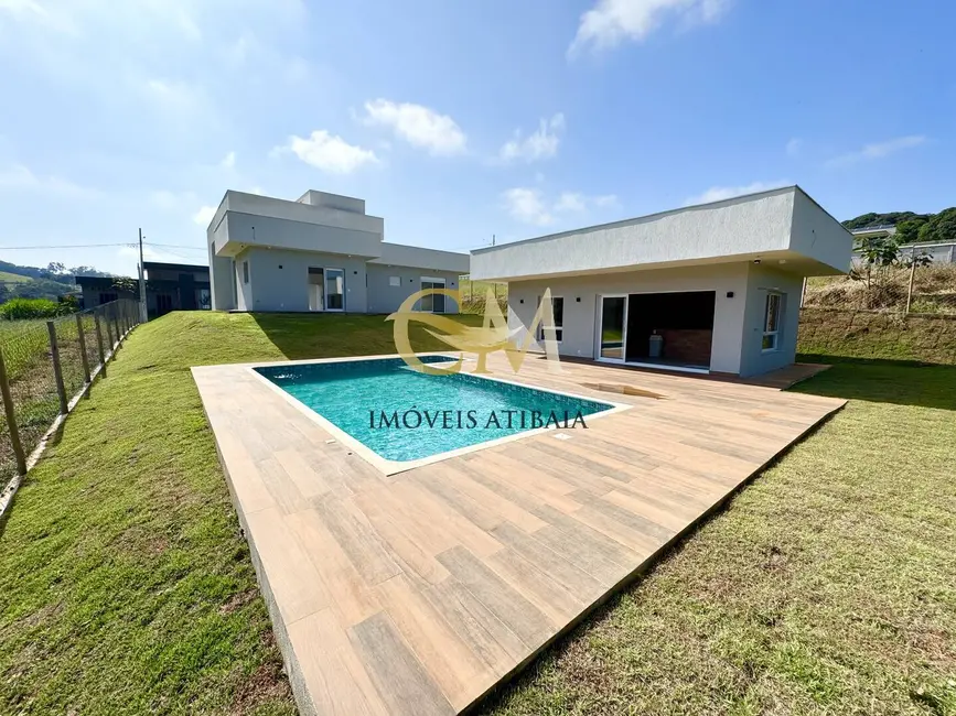 Foto 1 de Casa de Condomínio com 3 quartos à venda, 1000m2 em Tuiuti - SP