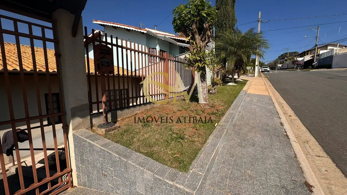 Foto 3 de Casa com 3 quartos à venda, 300m2 em Recreio Maristela, Atibaia - SP
