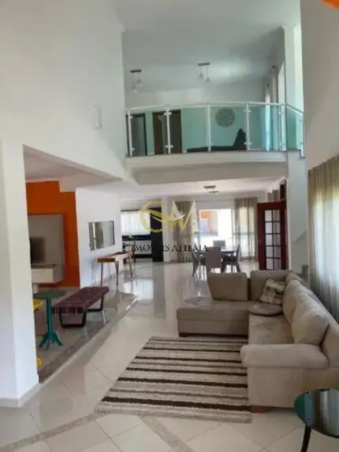 Casa de Condomínio com 3 quartos à venda, 680m2 em Condomínio Residencial Shamballa II, Atibaia - SP - imagem 5 Foto 5 de Casa de Condomínio com 3 quartos à venda, 680m2 em Condomínio Residencial Shamballa II, Atibaia - SP