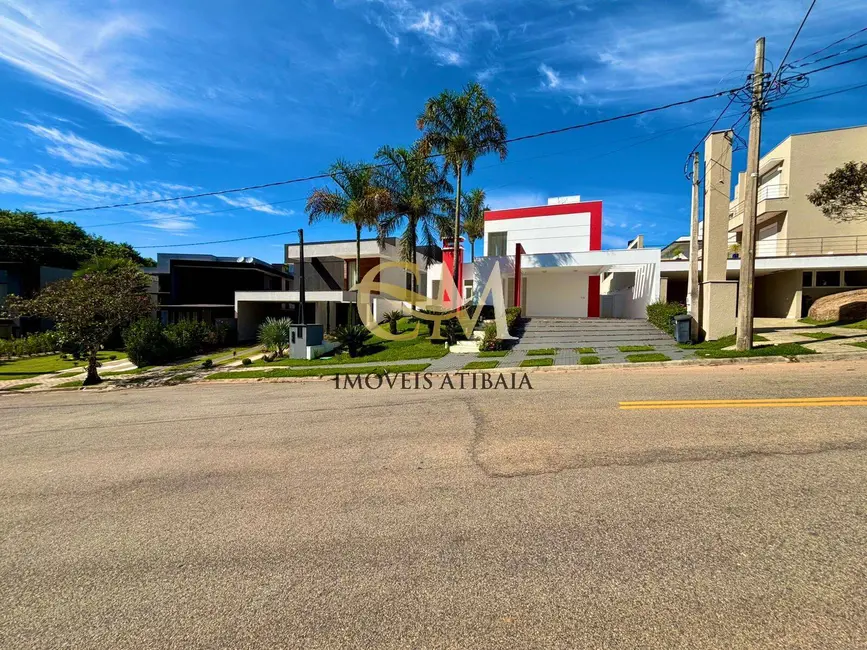 Foto 2 de Casa com 3 quartos para alugar, 600m2 em Tanque, Atibaia - SP
