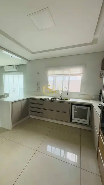 Foto 5 de Casa com 3 quartos à venda, 175m2 em Nova Cerejeira, Atibaia - SP