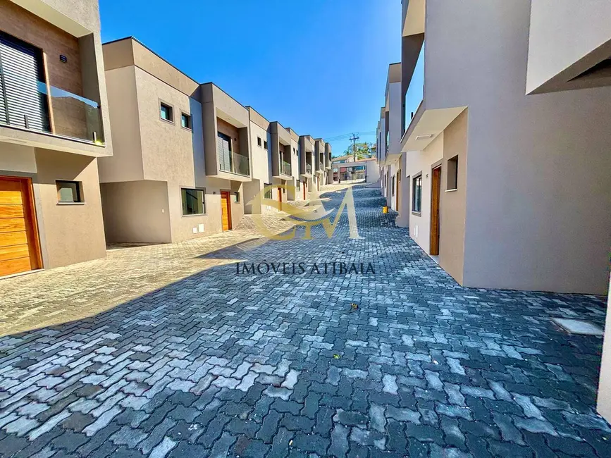 Casa com 2 quartos à venda, 100m2 em Jardim Santo Antônio, Atibaia - SP - imagem 3 Foto 3 de Casa com 2 quartos à venda, 100m2 em Jardim Santo Antônio, Atibaia - SP