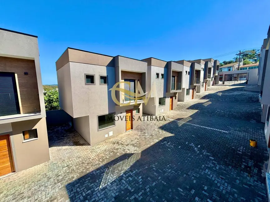 Casa com 2 quartos à venda, 100m2 em Jardim Santo Antônio, Atibaia - SP - imagem 4 Foto 4 de Casa com 2 quartos à venda, 100m2 em Jardim Santo Antônio, Atibaia - SP