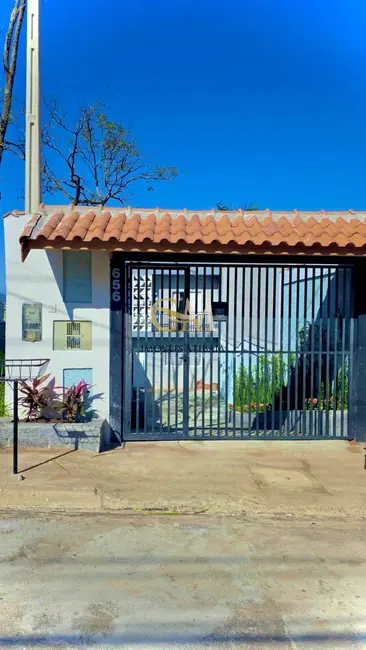 Casa com 2 quartos à venda, 250m2 em Campos de Atibaia, Atibaia - SP - imagem 1 Foto 1 de Casa com 2 quartos à venda, 250m2 em Campos de Atibaia, Atibaia - SP