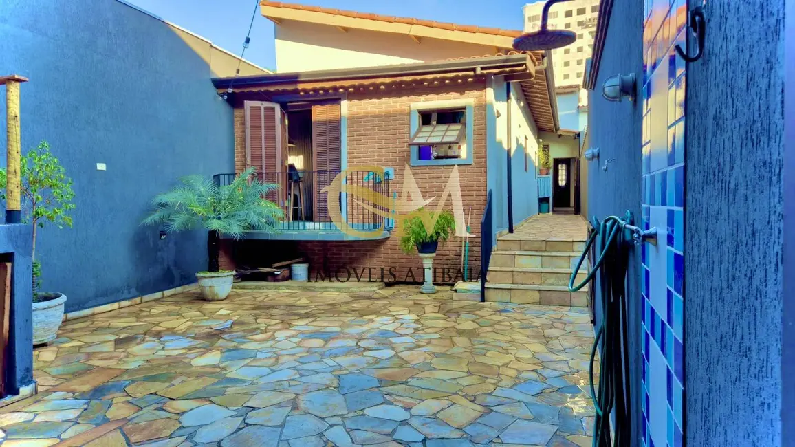 Foto 2 de Casa com 4 quartos à venda, 247m2 em Atibaia Jardim, Atibaia - SP