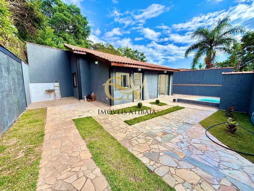 Foto 2 de Casa com 2 quartos à venda, 154m2 em Estância Santa Maria do Portão, Atibaia - SP