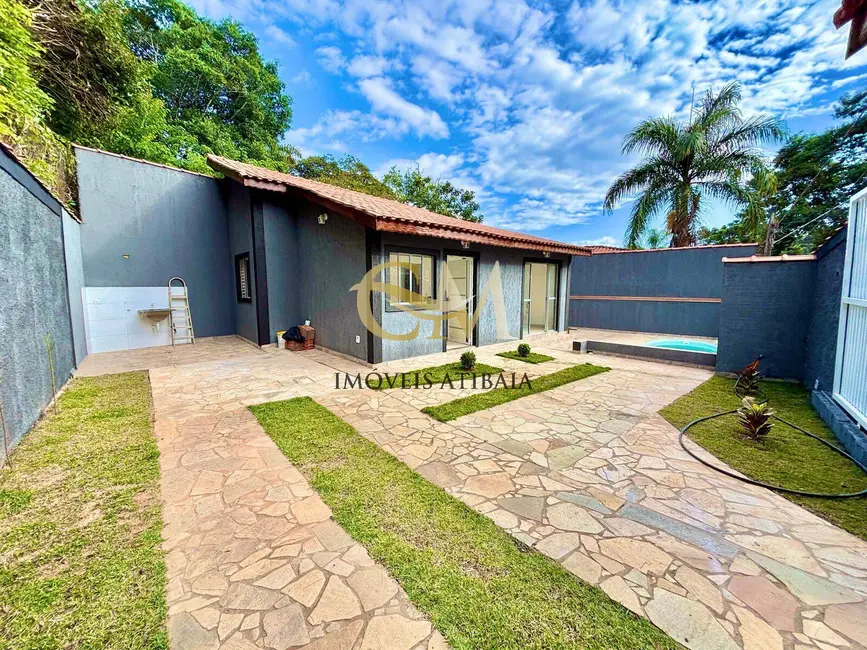 Foto 1 de Casa com 2 quartos à venda, 154m2 em Estância Santa Maria do Portão, Atibaia - SP