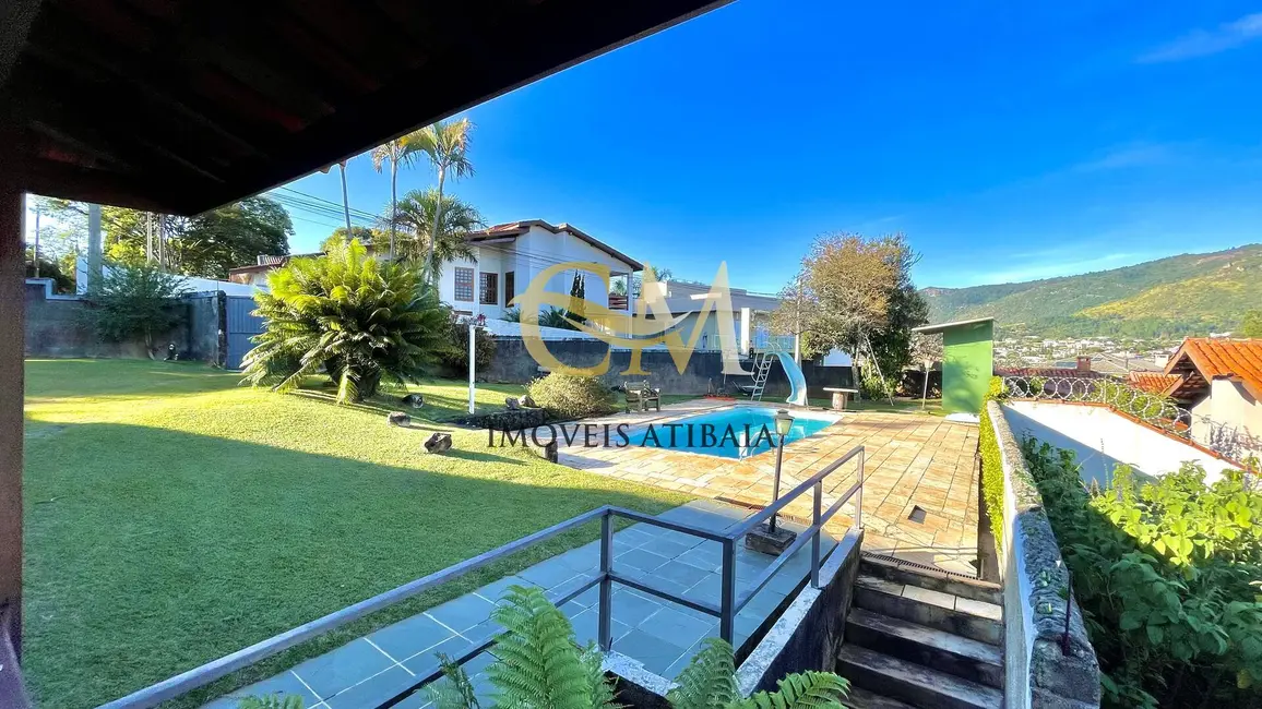 Foto 2 de Casa com 4 quartos para alugar, 837m2 em Cidade Satélite, Atibaia - SP