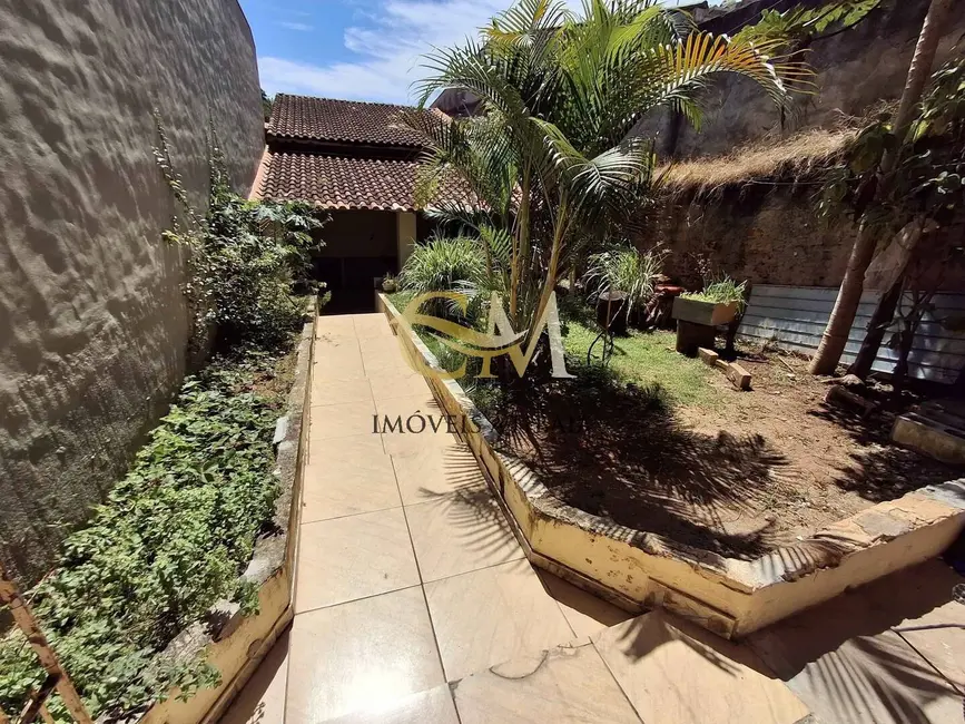 Foto 1 de Casa com 3 quartos à venda, 180m2 em Jardim Brogotá, Atibaia - SP