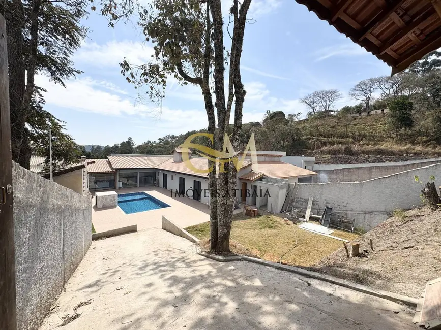 Foto 2 de Casa com 3 quartos à venda, 500m2 em Estância Santa Maria do Portão, Atibaia - SP