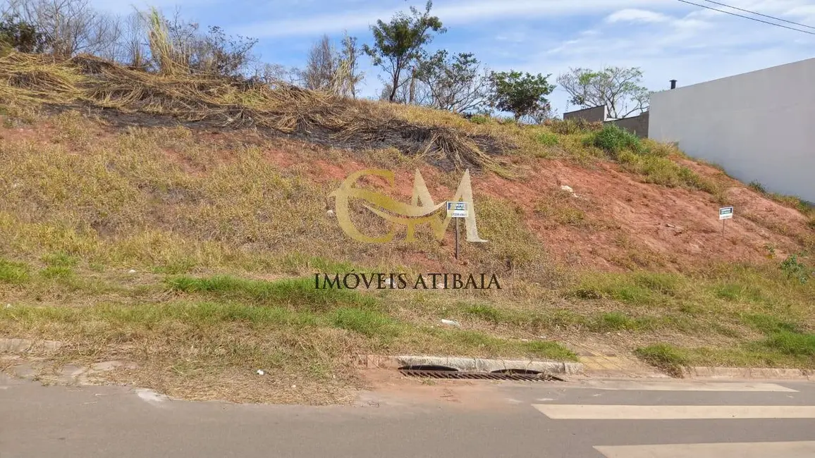 Foto 1 de Terreno / Lote à venda, 218m2 em Atibaia - SP