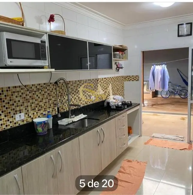 Foto 4 de Casa com 3 quartos à venda, 175m2 em Nova Cerejeira, Atibaia - SP