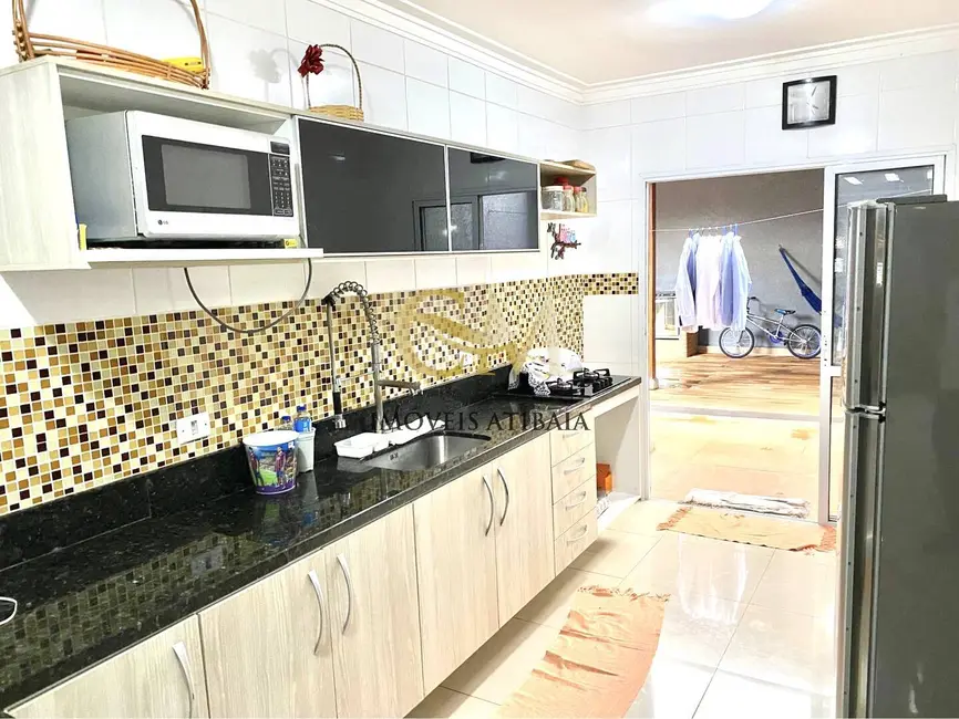 Foto 5 de Casa com 3 quartos à venda, 175m2 em Nova Cerejeira, Atibaia - SP