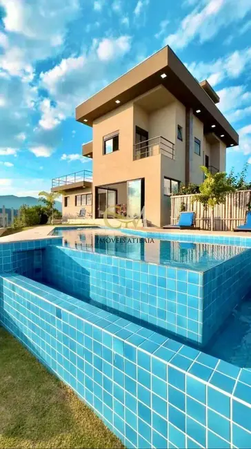 Foto 2 de Casa de Condomínio com 3 quartos à venda, 1028m2 em Centro, Joanopolis - SP