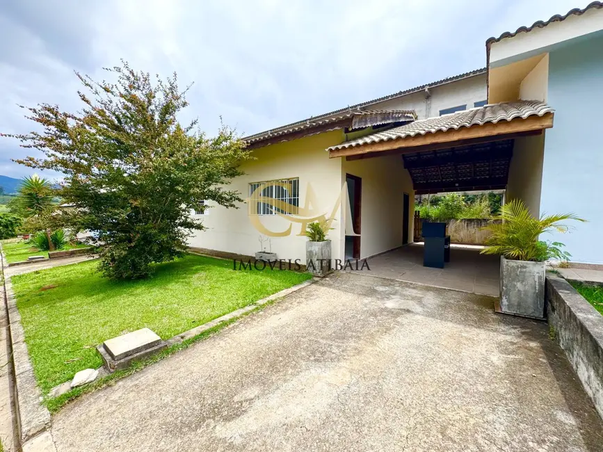 Foto 1 de Casa com 2 quartos para alugar, 170m2 em Jardim Shangri-Lá, Atibaia - SP