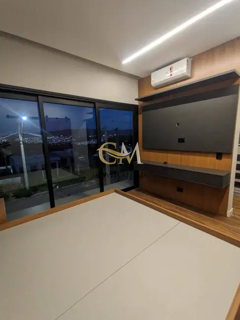 Foto 4 de Casa com 3 quartos à venda e para alugar, 175m2 em Nova Cerejeira, Atibaia - SP