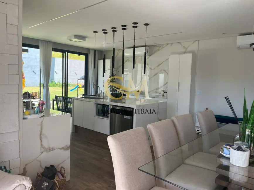 Foto 3 de Casa com 4 quartos à venda, 720m2 em Estância Santa Maria do Portão, Atibaia - SP