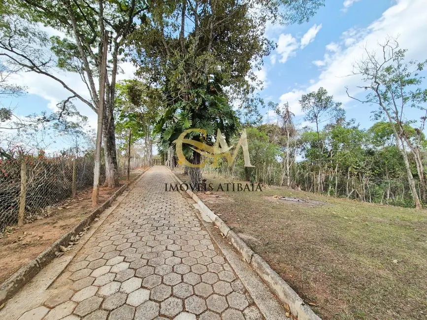 Casa com 4 quartos à venda, 400m2 em Centro, Nazare Paulista - SP - imagem 2 Foto 2 de Casa com 4 quartos à venda, 400m2 em Centro, Nazare Paulista - SP