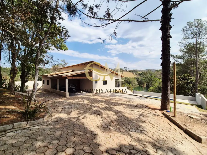 Casa com 4 quartos à venda, 400m2 em Centro, Nazare Paulista - SP - imagem 4 Foto 4 de Casa com 4 quartos à venda, 400m2 em Centro, Nazare Paulista - SP