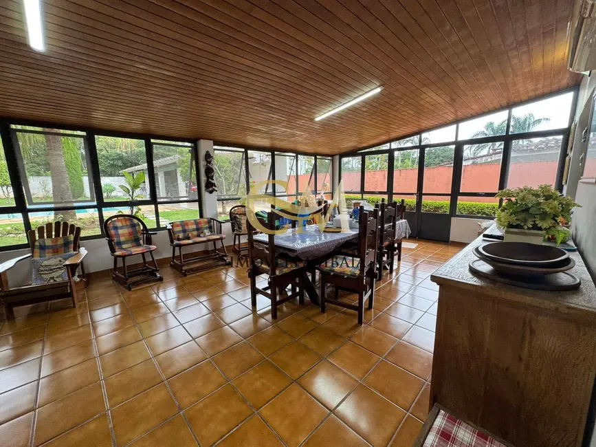 Foto 3 de Casa com 3 quartos à venda, 832m2 em Condomínio Flamboyant-B, Atibaia - SP